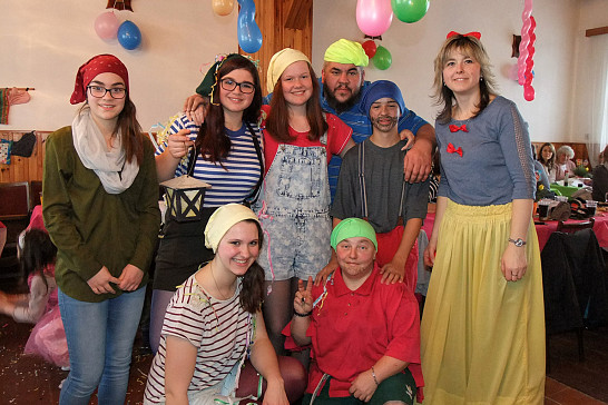 Maškarní bál v Bezděkově 2018